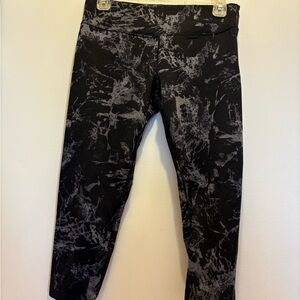 Calvin Klein Black and Gray Abstract Leggings
